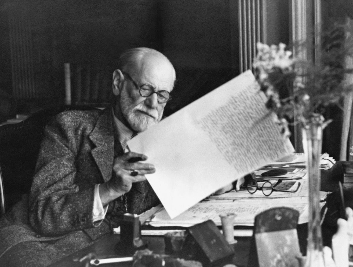 How Freud’s psychoanalysis impacted Surrealism