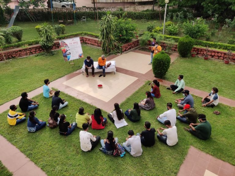 Young artists get inspired by Mandu in monsoon for Raza Foundation’s art camp