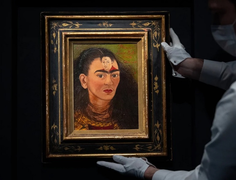 Kahlo smashes records; elsewhere, a royal gallerist makes millions off NFTs