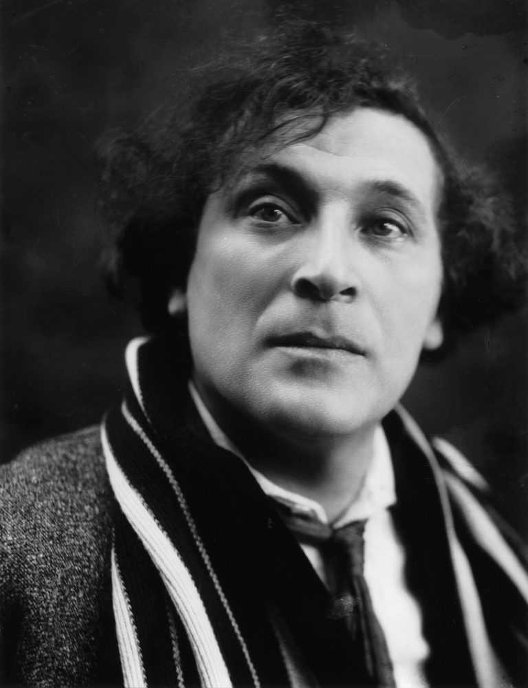 Marc Chagall, the Versatile Dreamer of the Fictitious world