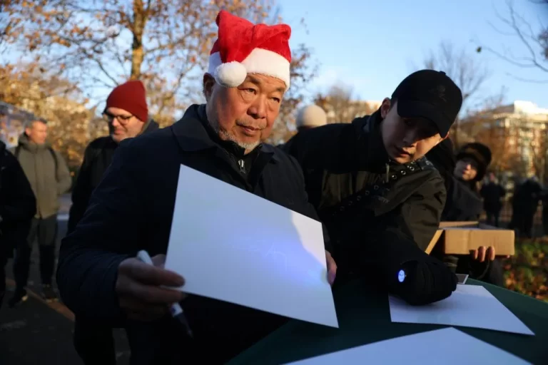 Ai Weiwei Handed Out Free Artworks to Support Global Refugees and Protesters in China