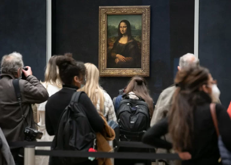 Viral TikTok joke about Mona Lisa being stolen creates mass confusion