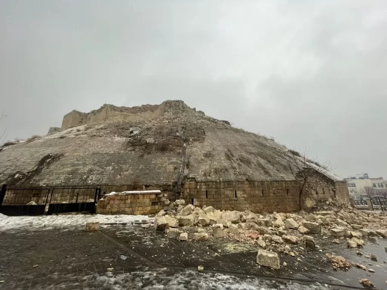 2000 years old Gaziantep Castle damaged in the Turkey earthquake 