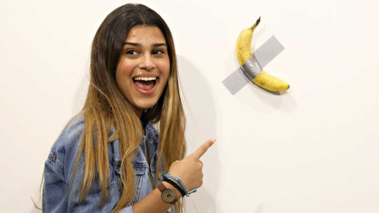 Controversial Banana art by Maurizio Cattelan is eaten “again” by a hungry South Korean student.