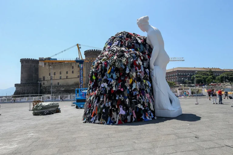 Tragic Loss: Seminal Sculpture by Michelangelo Pistoletto Destroyed in Fire in Naples