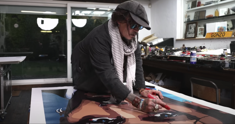 Johny Depp Gets Deep Into Arts in Pursuit of Therapy!