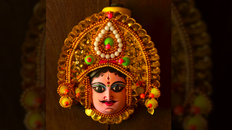 Magnificent Masks of Chhau: Tradition, Technique and Transformations