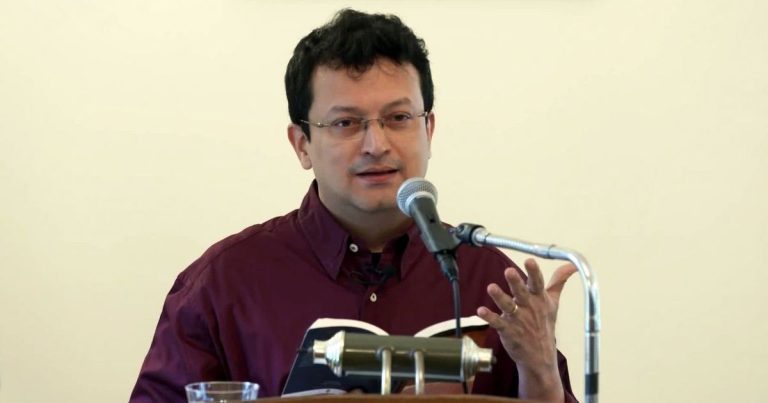 Resignation Ripples: Ranjit Hoskote’s Exit from Documenta 16 Committee Amid Israel Controversy