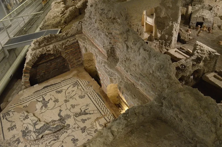 Vatican’s Forbidden Necropolis Revealed: What Secrets Lie Beneath the Via Triumphalis?