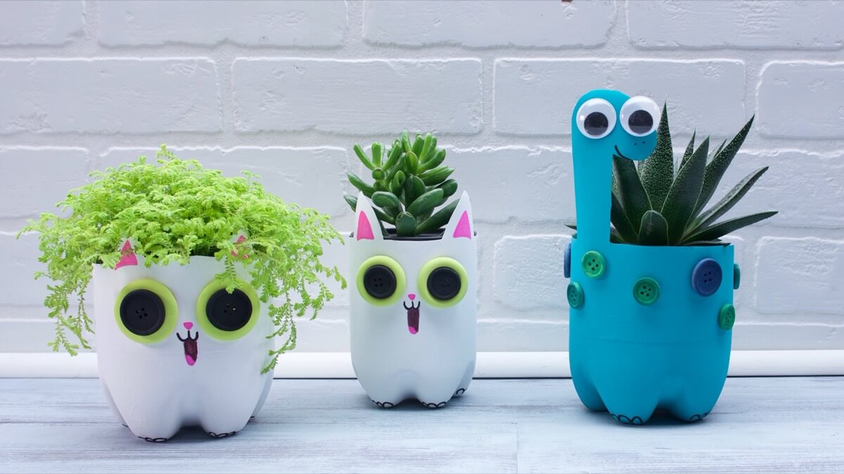 Sun Hats &amp; Wellie Boots: 10 Simple Recycled Plant Pots for Kids to 
