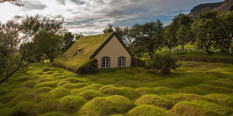 Evolution of the Green Roofs in Modern Architecture: A Global Perspective