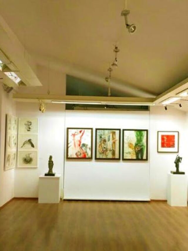 Explore Brilliance at Kalakriti Art Gallery