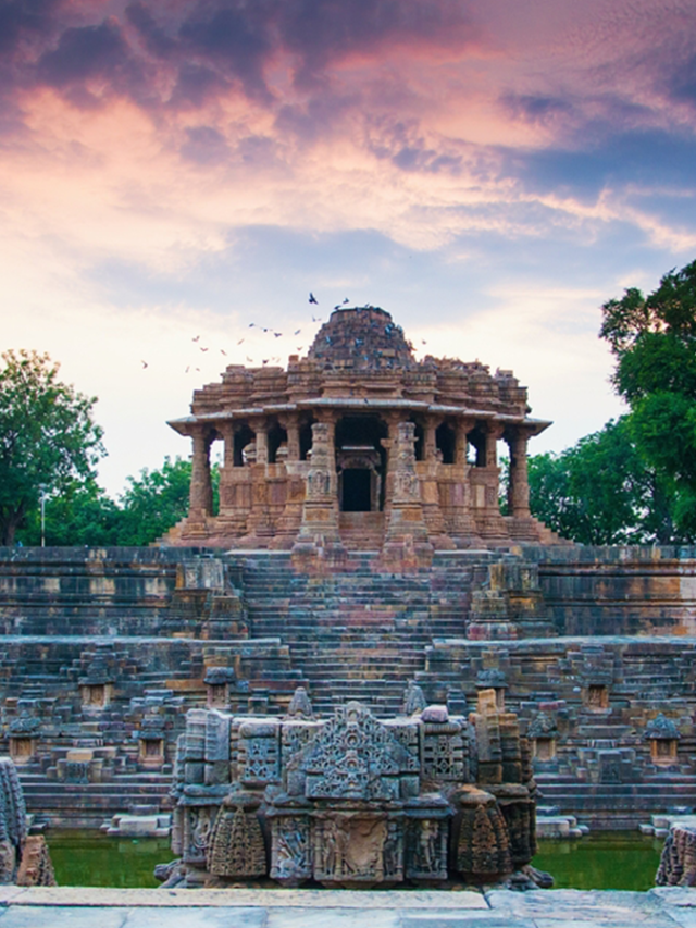 20 Stunning Monuments in Gujarat