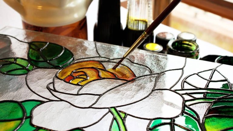 The Beauty of Glass Art Painting: A Modern Take