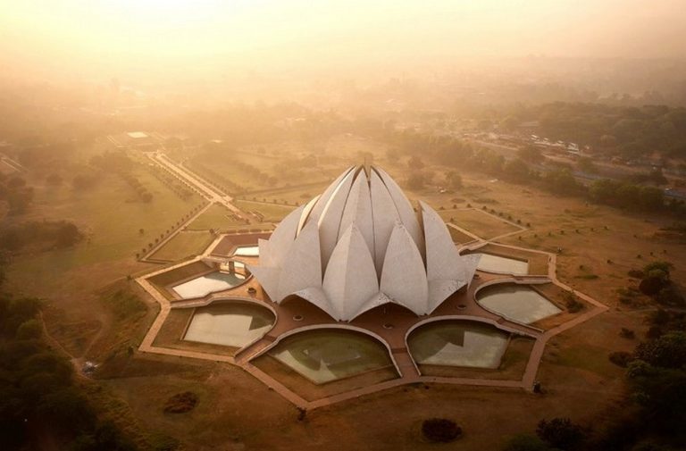 Blooming Baháʼí: Architectural Features of Lotus Temple