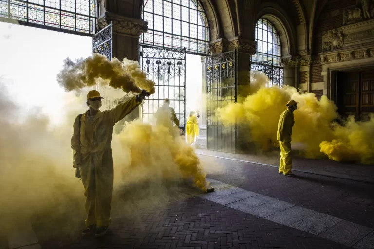 Climate Protest Forces Rijksmuseum to Shut Down Amid Extinction Rebellion Demonstration