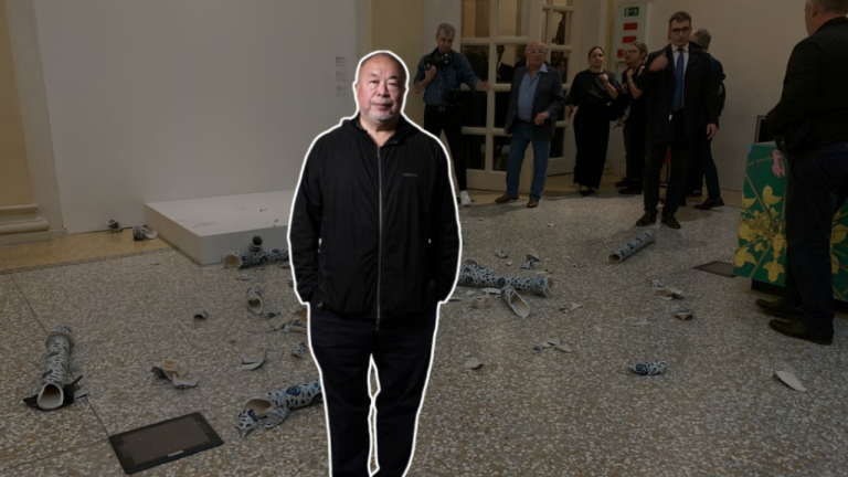 Porcelain Sculpture of Ai Weiwei Broken by Czech Man in Italy on Exhibition Opening