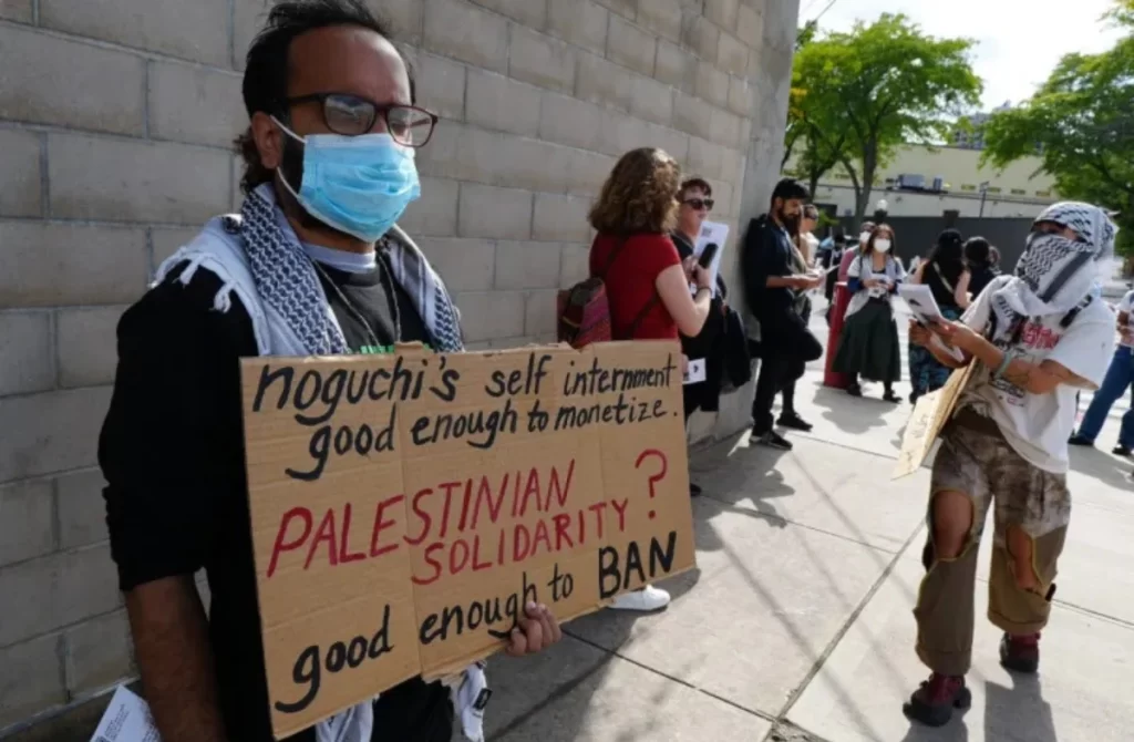 Noguchi Museum Workers protesting 